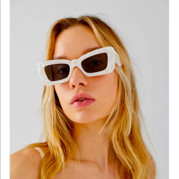 PacSun Accessories - PacSun Sunglasses NWT 🕶